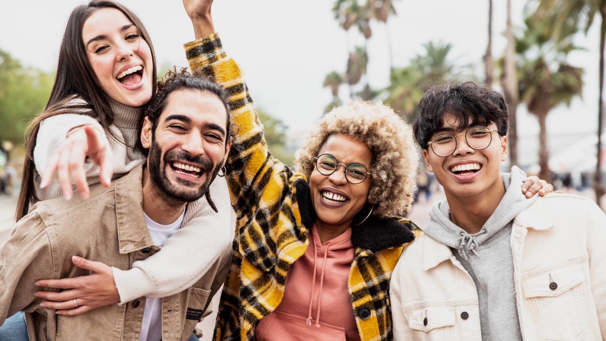 IRCC has announced that despite COVID backlogs, 108,000 permanent residents made their way to Canada within the first 3 months of 2022.