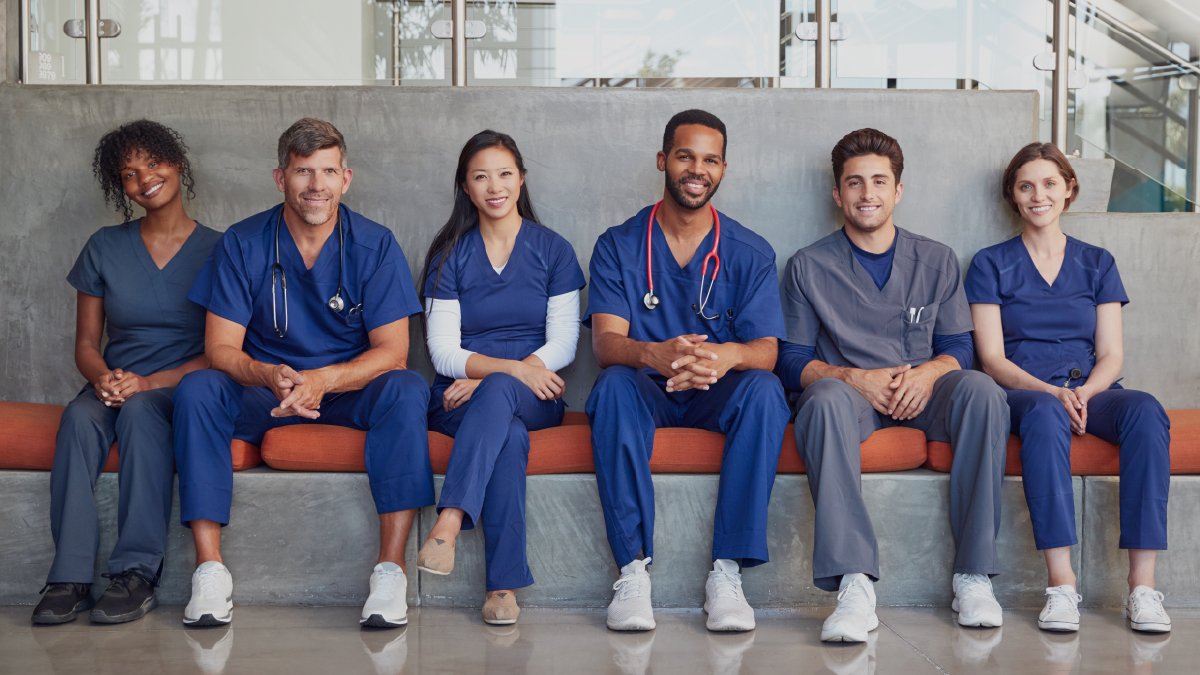 Discover the answers to some of the most frequently asked questions all about the Canadian healthcare system and how you can benefit from it.
