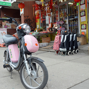 5 Reasons why you need to visit Toronto small area of China Town