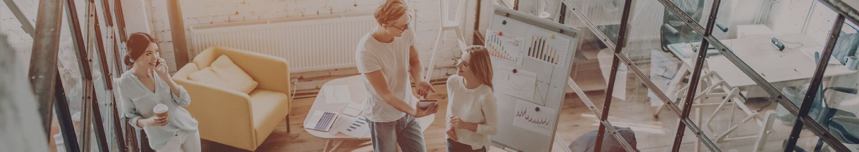 Do you want to work in Canada's service industry? This industry is a vital part of Canadian economy and accounts for 75% of Canadian jobs. Find out which service sectors are the biggest in Canada, and if you can apply. Do you want to work in Canada's service industry? This industry is a vital part of Canadian economy and accounts for 75% of Canadian jobs. Find out which service sectors are the biggest in Canada, and if you can apply.