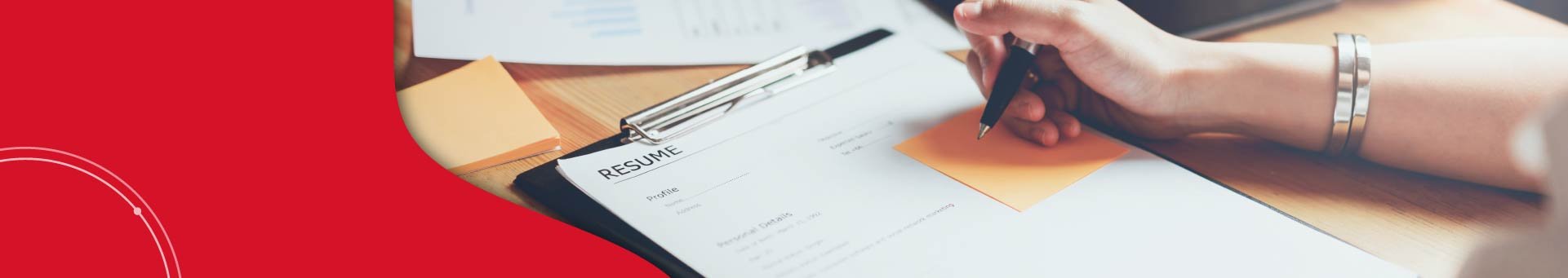 Find out the tools and resources for writing a killer resume, to secure yourself a perfect job when you migrate to Canada.