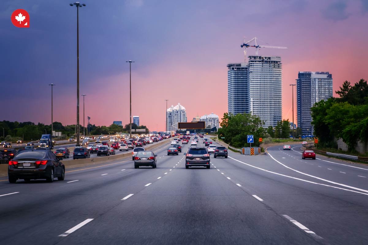 Planning Your Public Transportation Commute in Canada Commuting to Work: Public Transport in Canada