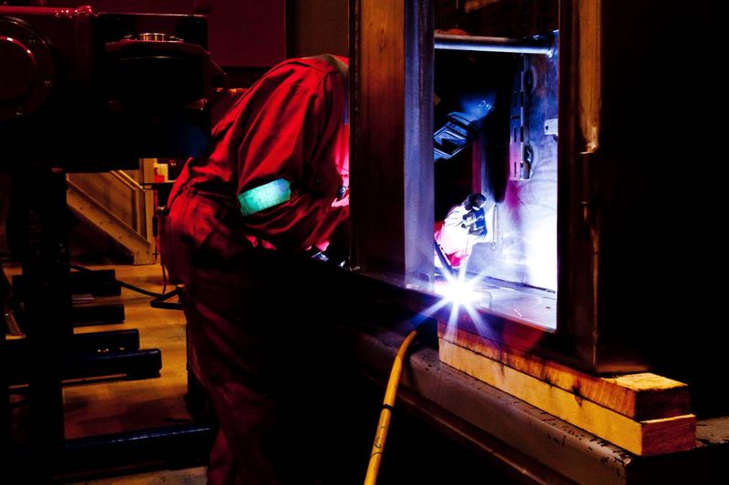 Earn up to $69,420 as Welder in Canada welder in Canadian workshop | migrate to Canada