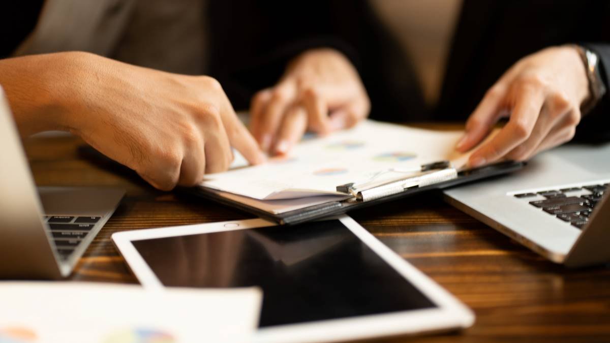 How to make sure your Canada Work Permit Application Is Complete canada-work-permit-application-make-sure-canada-work-permit-application-complete