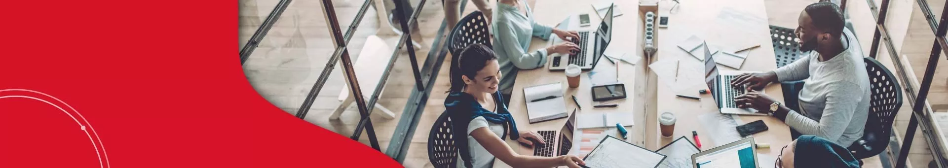 Explora los diversos tipos de visas de trabajo para Canadá y descubre cuál se adapta mejor a tu perfil. 